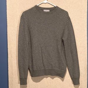 Grey ribbed woolen sweater